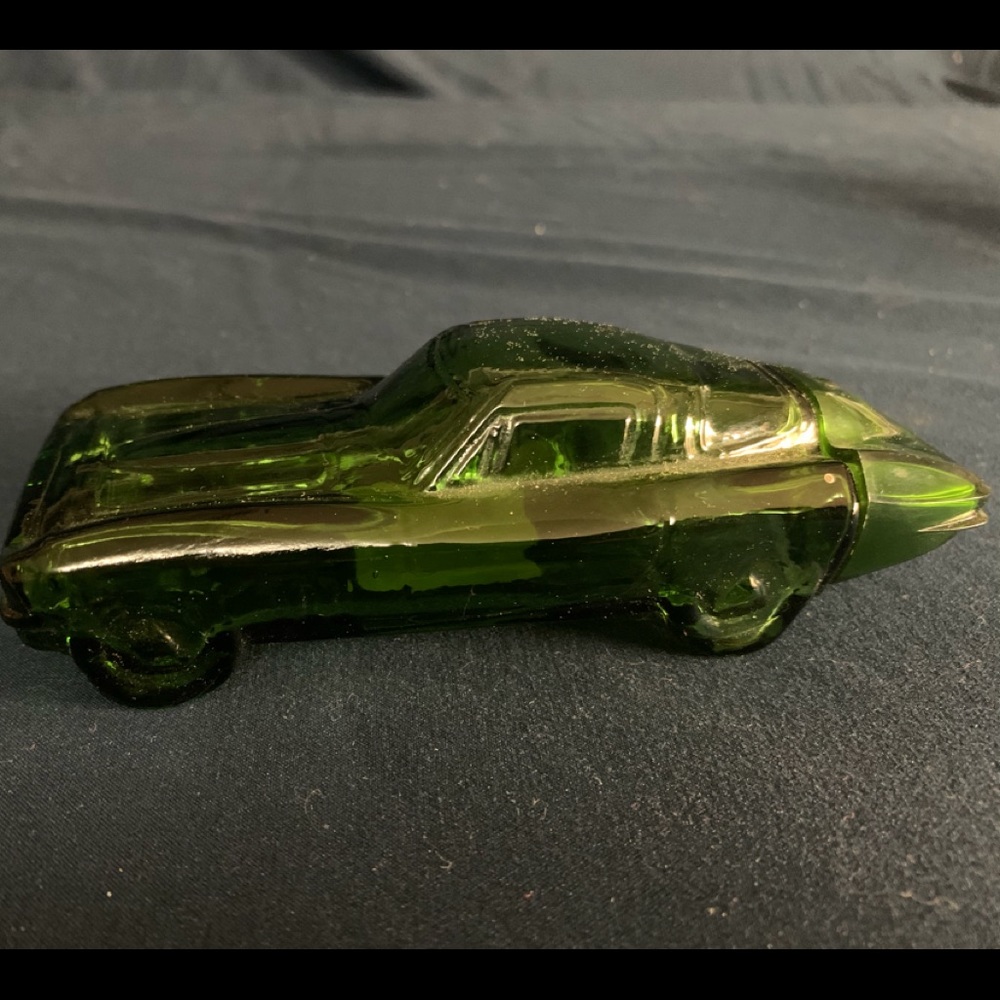 Avon 65 Corvette Stingray decanter